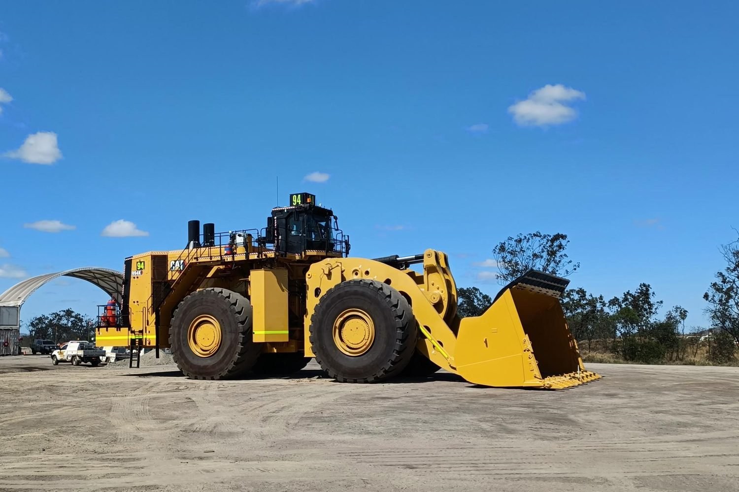 Caterpillar 994K wheel loader — jobs for Cat trained heavy equipment mechanics in Australia, PNG and New Caledonia