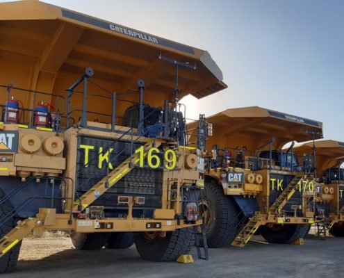 Cat 793F trucks in Queensland Australia - International Recruitment Caterpillar Dealer trained field service technicians - Skilled Migration Group Limited