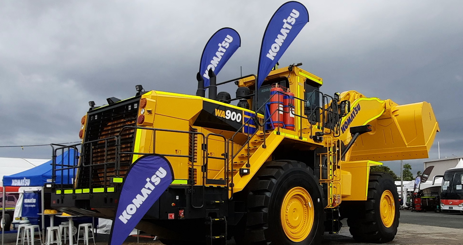 International recruitment of Komatsu trained heavy equipment mechanics - Komatsu WA900 at the Mackay Mining Expo July 2022