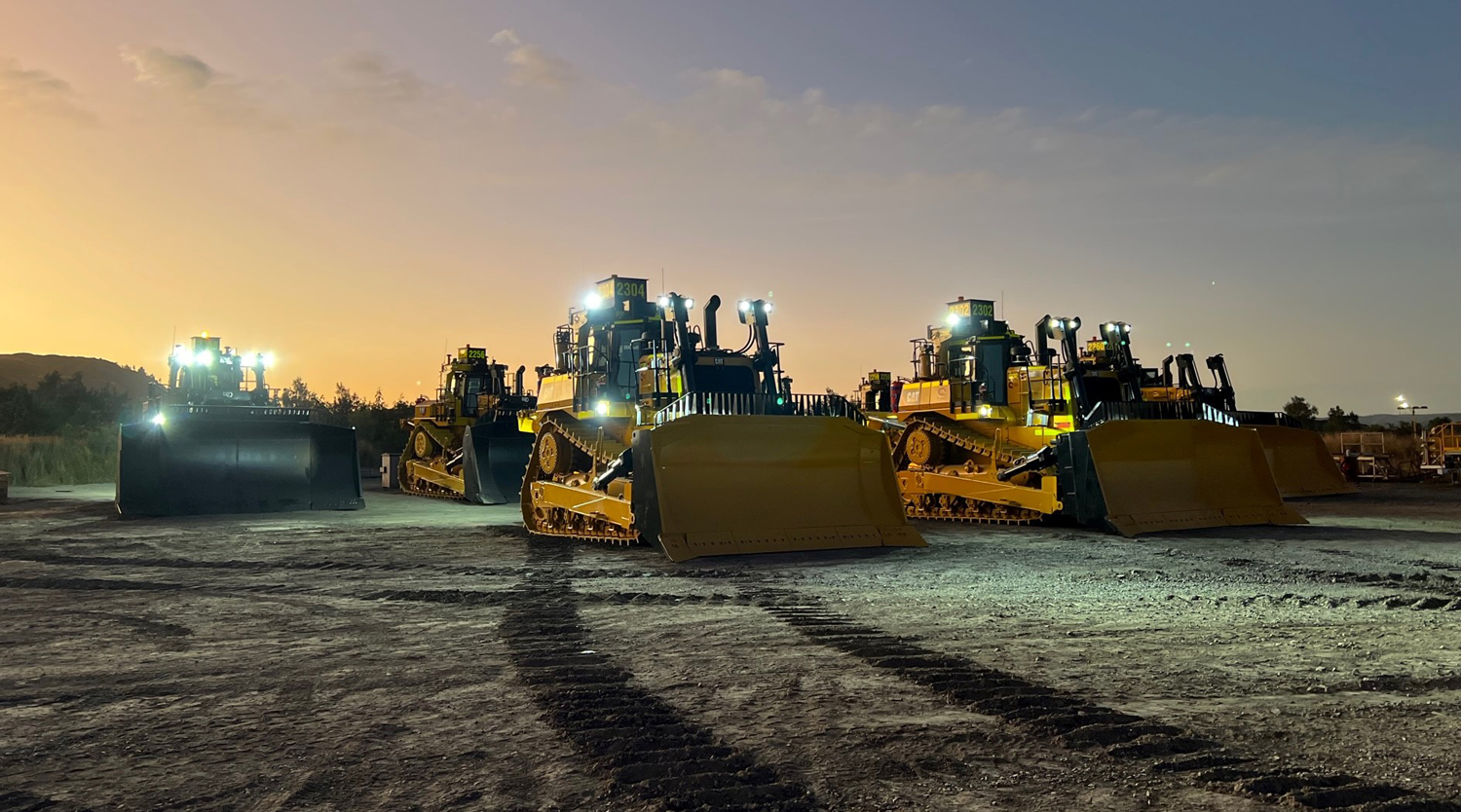 The Cat D10 dozer was the largest dozer on the market when first introduced in 1977 - The latest Cat D10T2 is a pure-bred pedigree dozer.